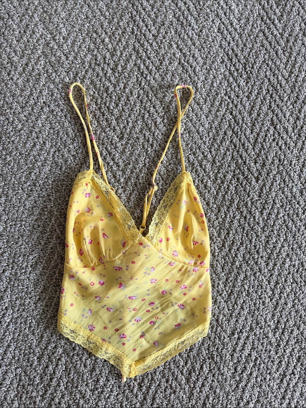 Yellow Floral Lace Trim Tank